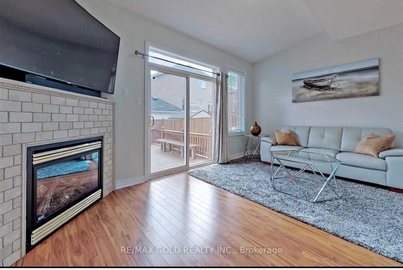 60 Swales Crescent - Detached photo 2 of 24 in Brampton, Ontario