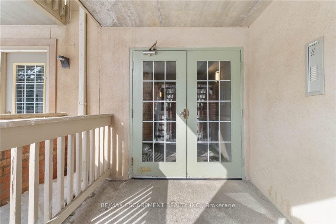 4015 Kilmer Drive Unit 110 - Condo photo 31 of 34 in Burlington, Ontario