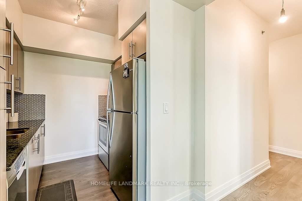 55 Speers Road Unit 205 - Condo photo 15 of 34 in Oakville, Ontario