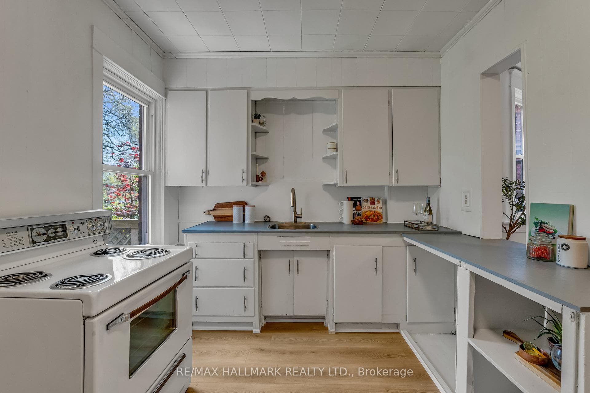 49 Ravina Crescent - Semi-Detached photo 14 of 47 in Riverdale / Leslieville, Ontario