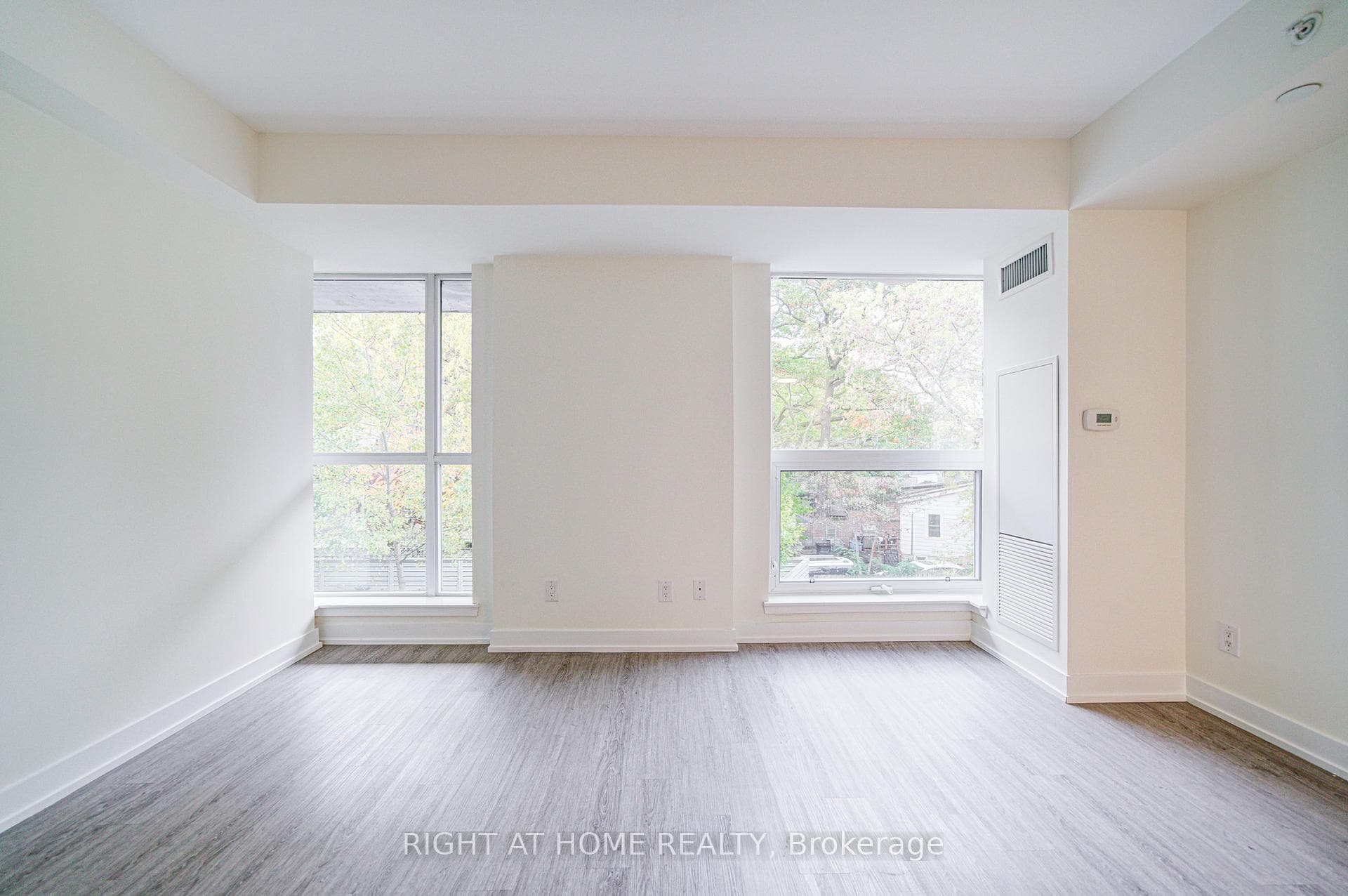 1350 Kingston Road Unit TH03 - Condo photo 18 of 25 in Birch Cliff / Cliffside, Ontario
