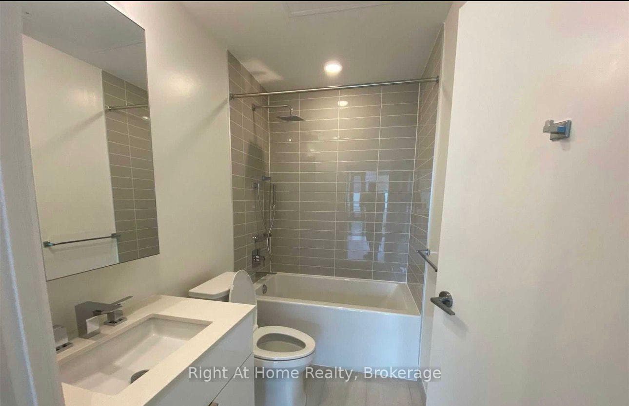 2606 25 Richmond Street Unit 6 - Condo photo 5 of 15 in Regent Park / Cabbagetown / St. James Town, Ontario