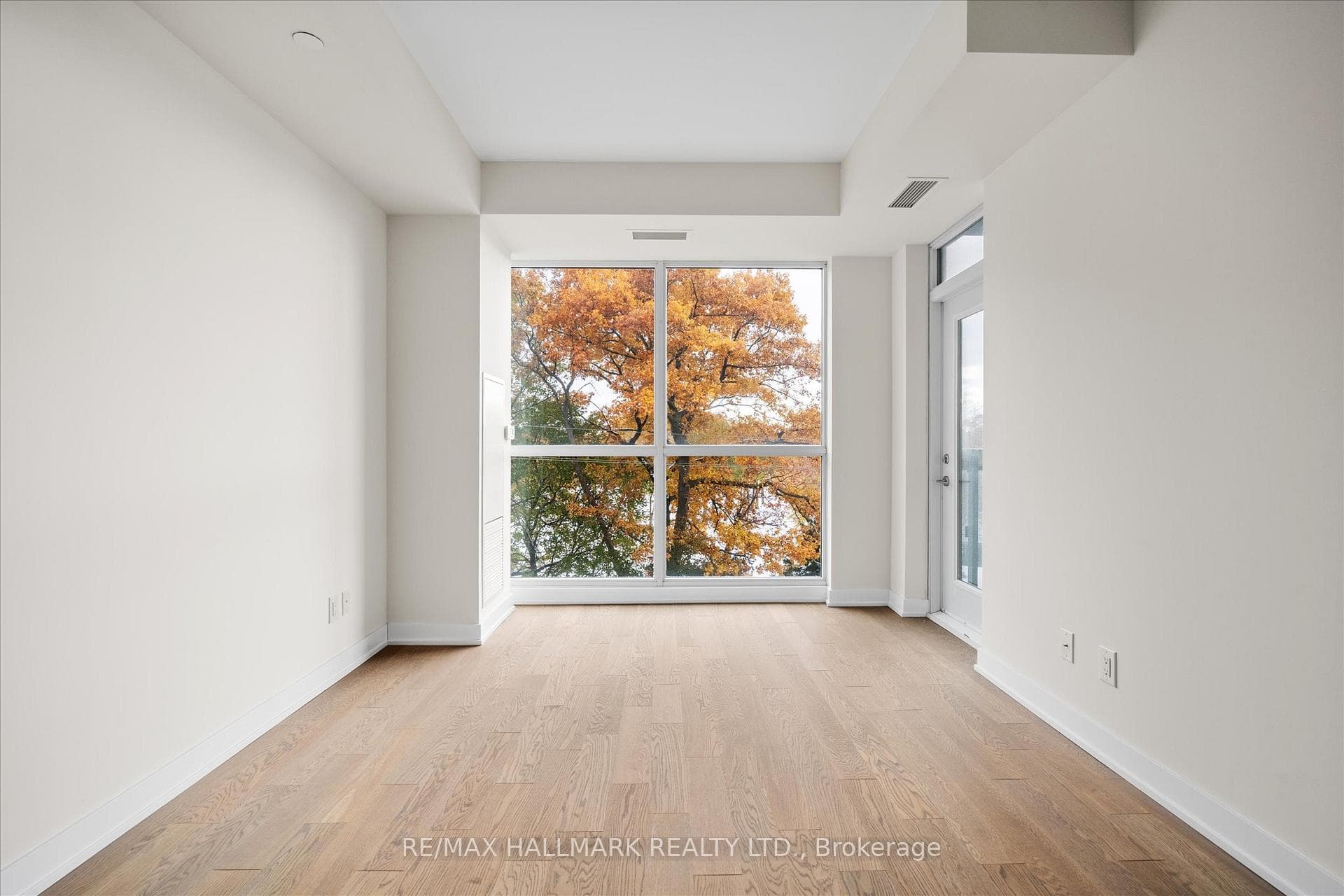 1350 Kingston Road Unit 409 - Condo photo 14 of 34 in Birch Cliff / Cliffside, Ontario