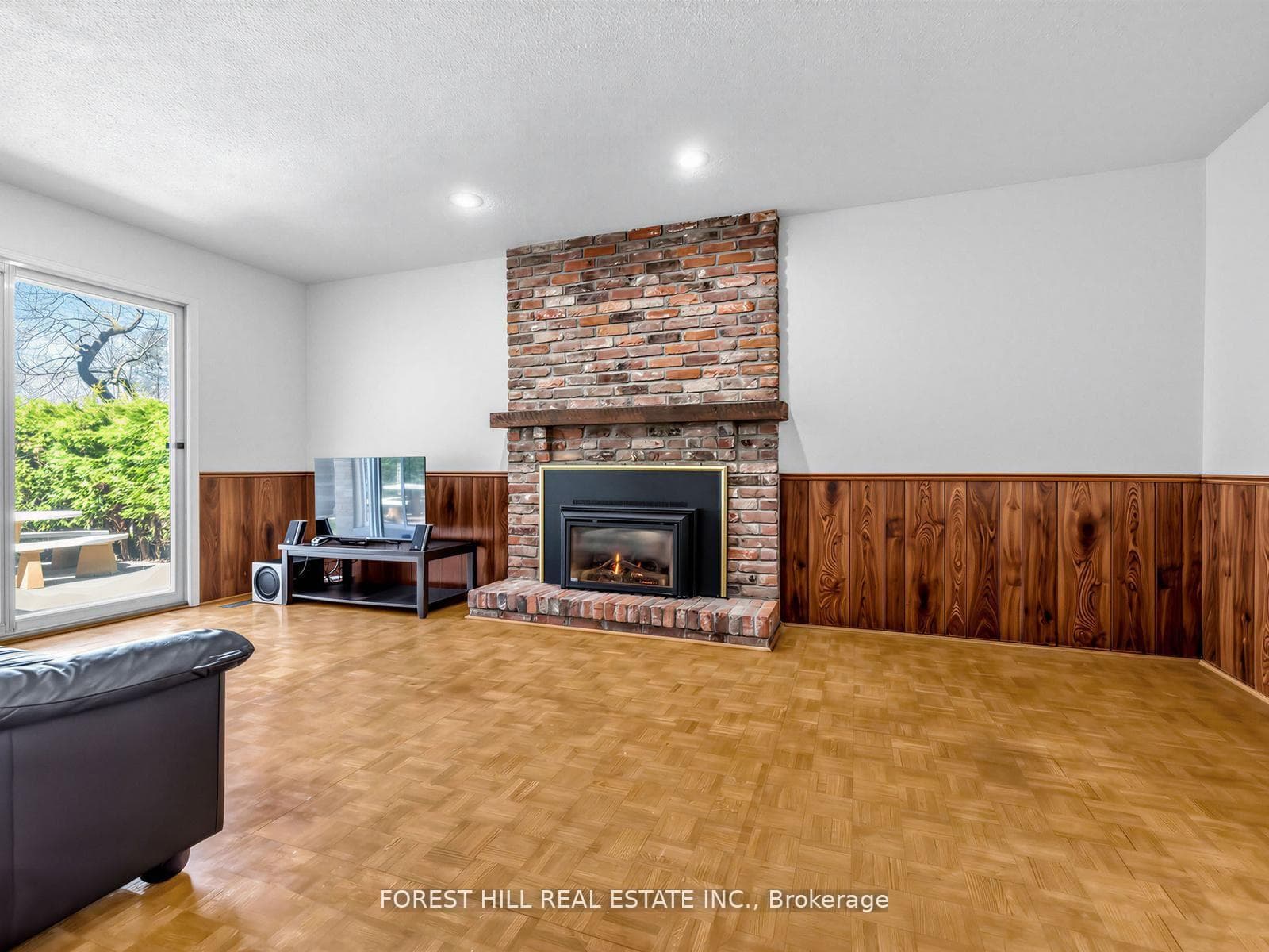 32 Saddletree Drive - Detached photo 11 of 41 in Hillcrest Village / Bayview Village, Ontario