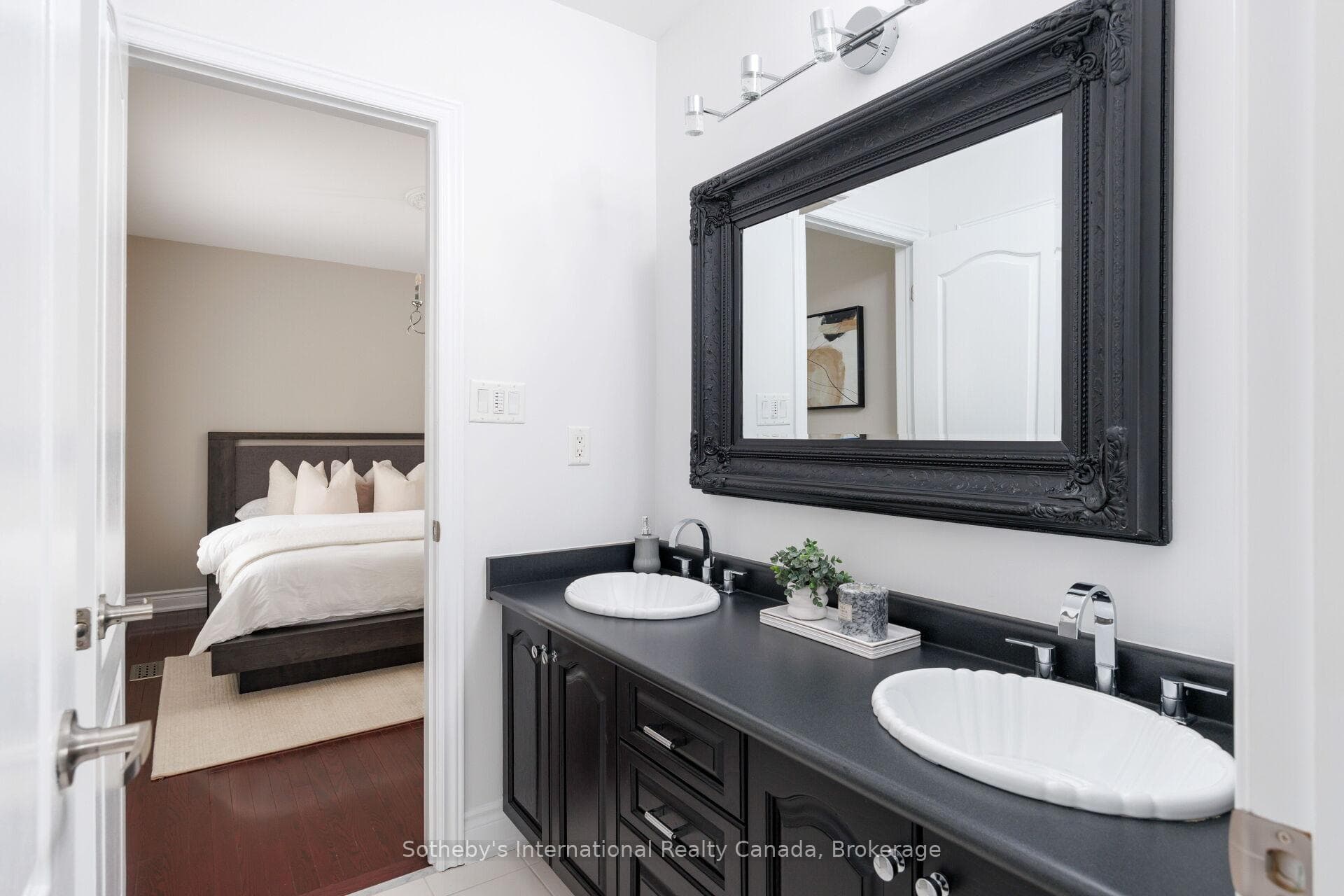 1437 Islington Avenue - Detached photo 27 of 40 in Etobicoke (Islington / Rexdale), Ontario