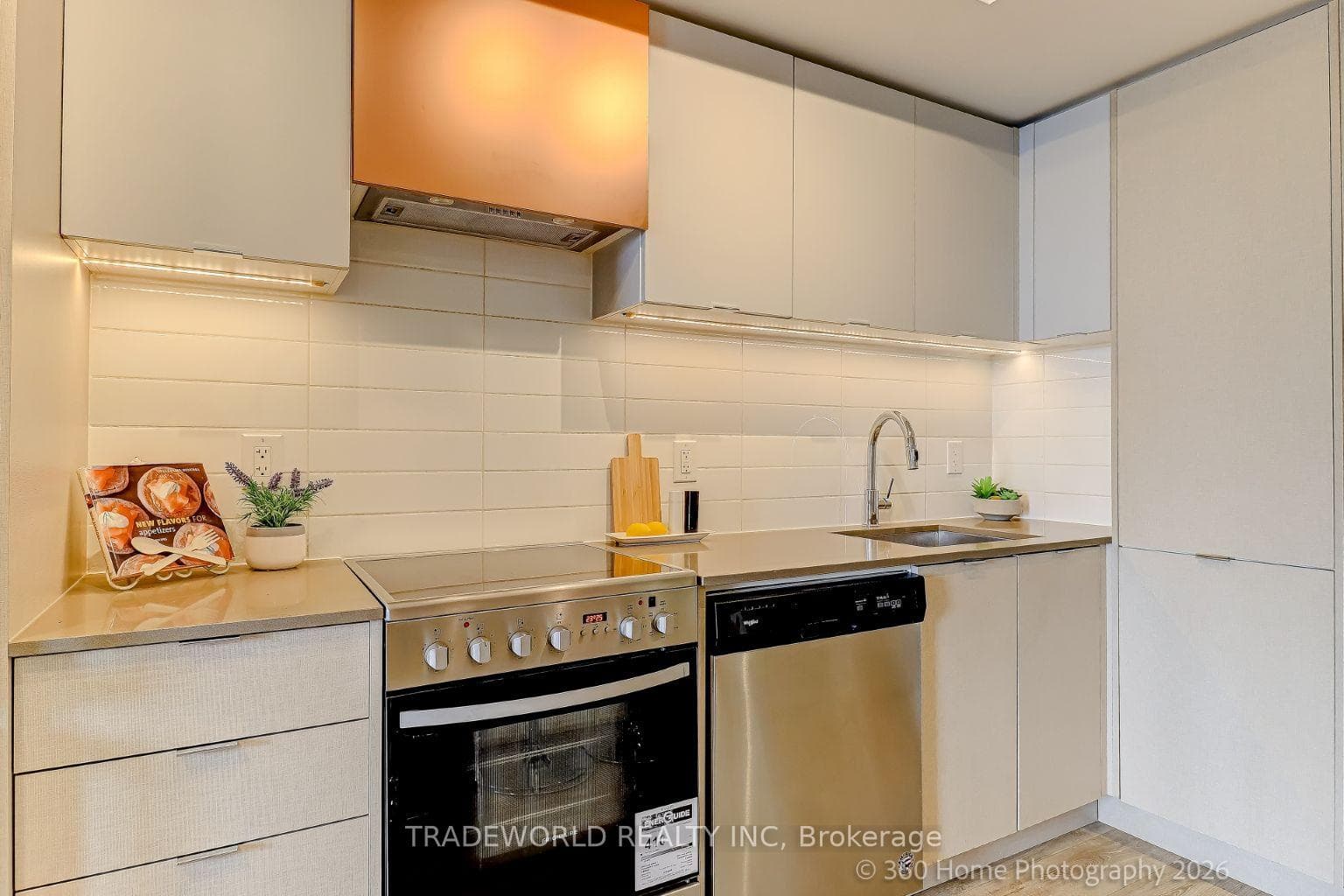30 Gibbs Road Unit 2103 - New Construction photo 12 of 40 in Etobicoke (Islington / Rexdale), Ontario
