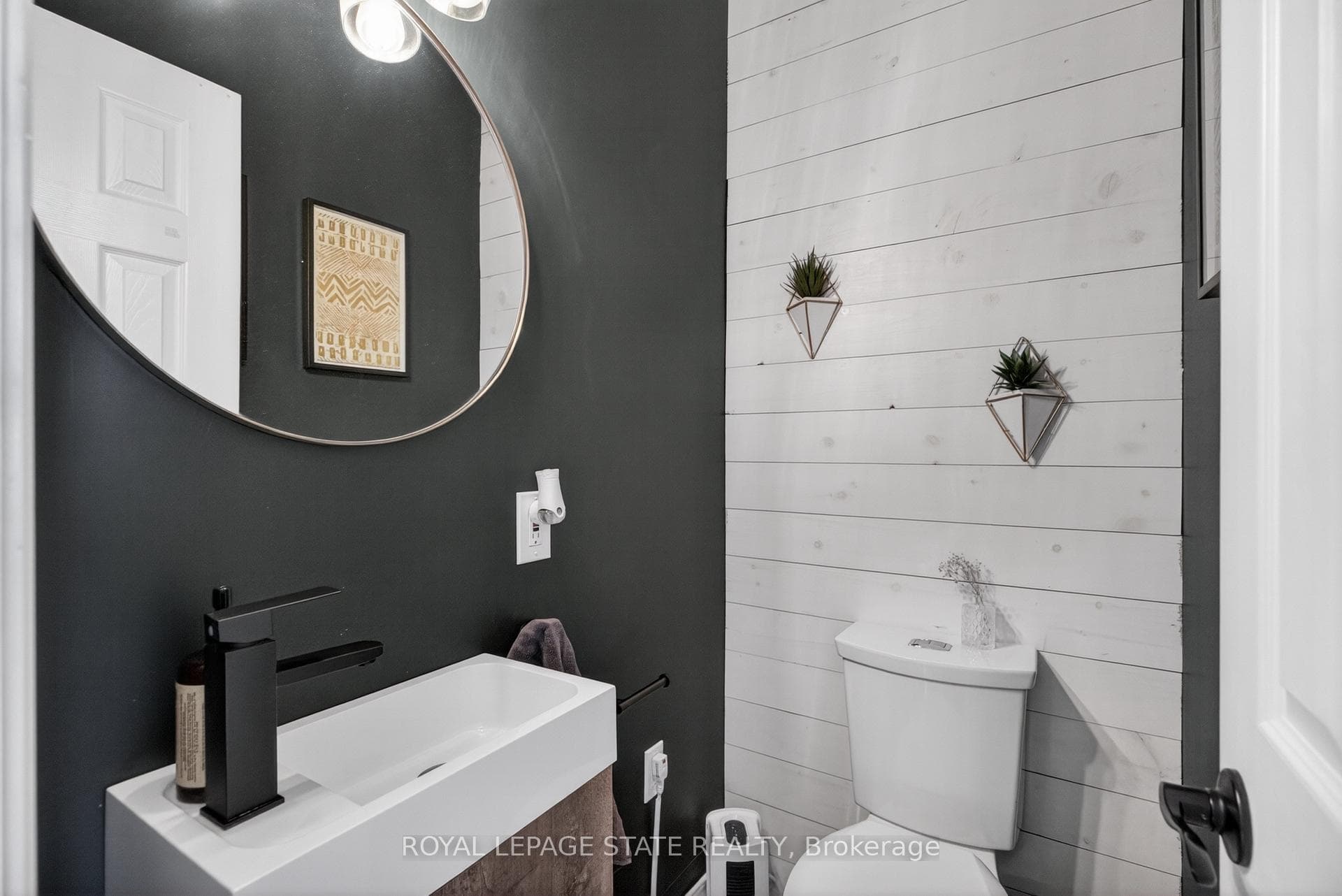 1151 Campbell Court - Detached photo 21 of 50 in Burlington, Ontario