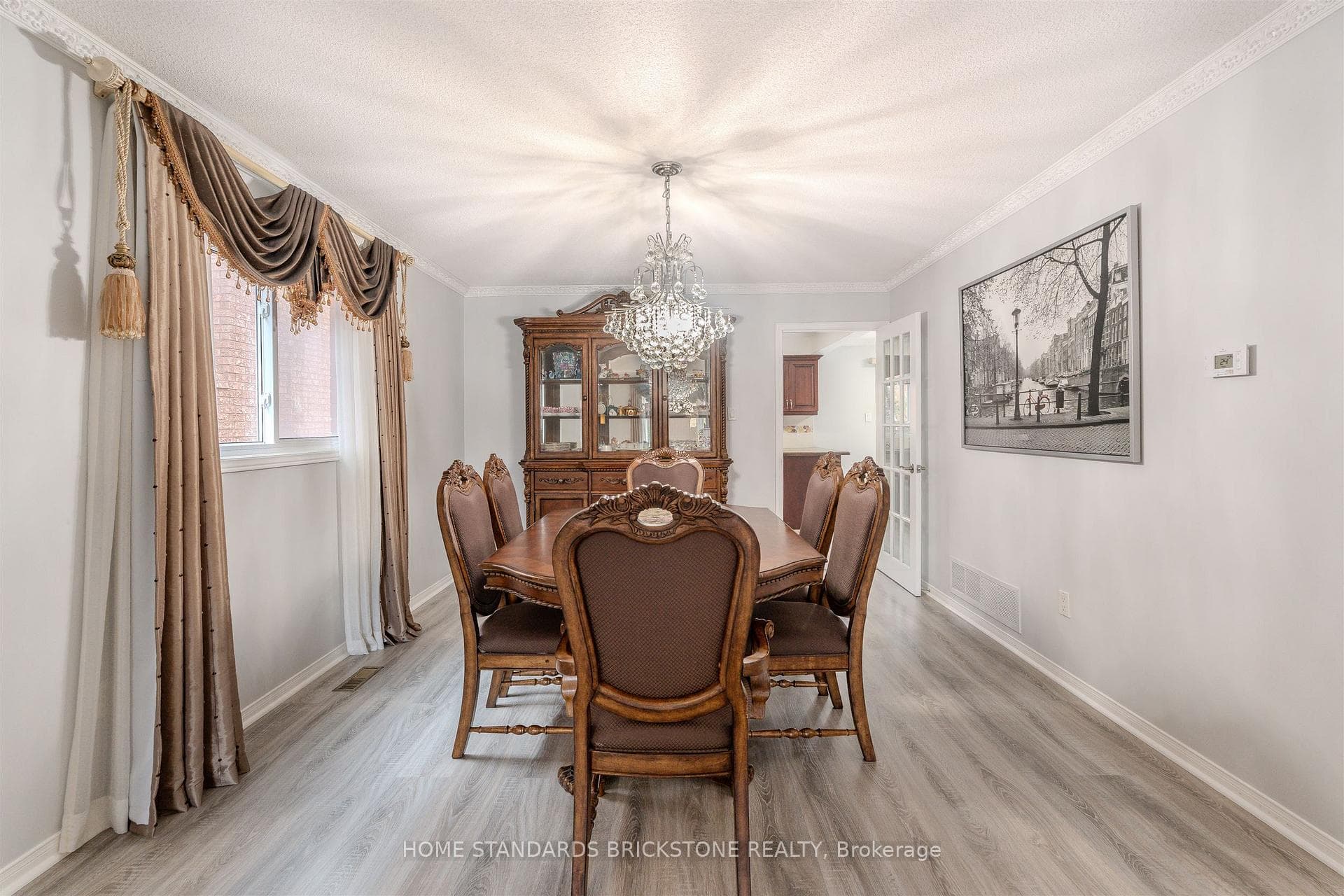 4538 Penhallow Road - Detached photo 13 of 49 in Mississauga, Ontario
