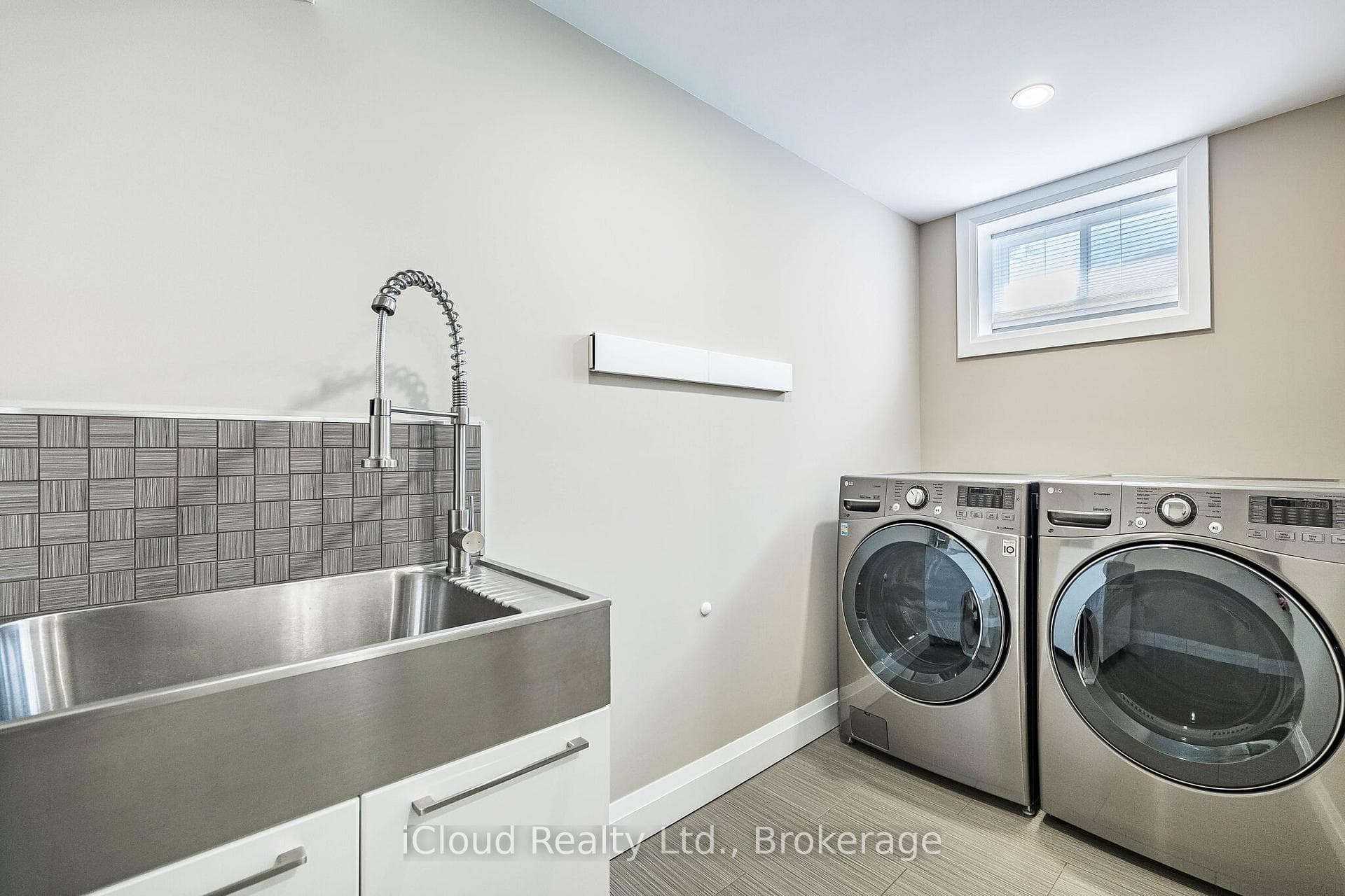 1195 Stanley Drive - Detached photo 43 of 50 in Burlington, Ontario