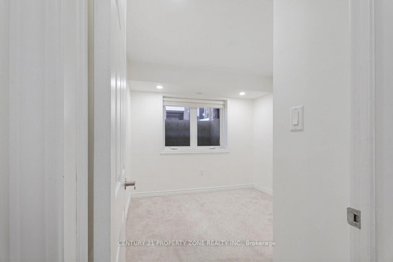 250 Lagerfeld Drive Unit 4 - Condo photo 11 of 18 in Brampton, Ontario