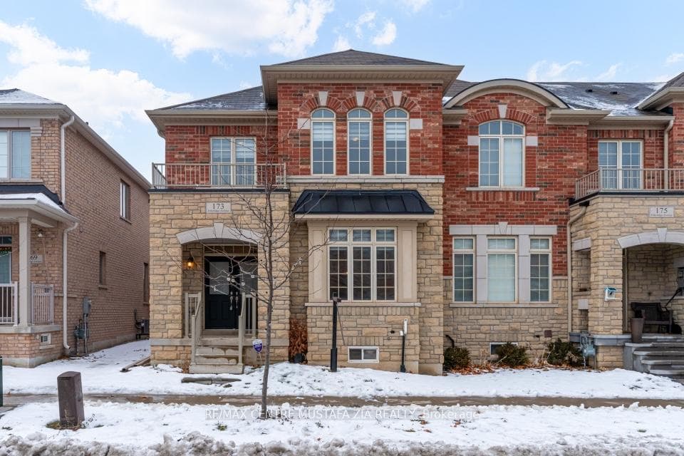 173 Etheridge Avenue - home for sale in Milton, Ontario