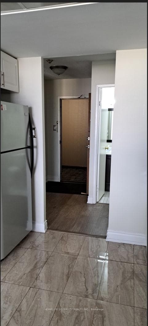 8 Lisa Street Unit 1804 - Condo photo 12 of 49 in Brampton, Ontario