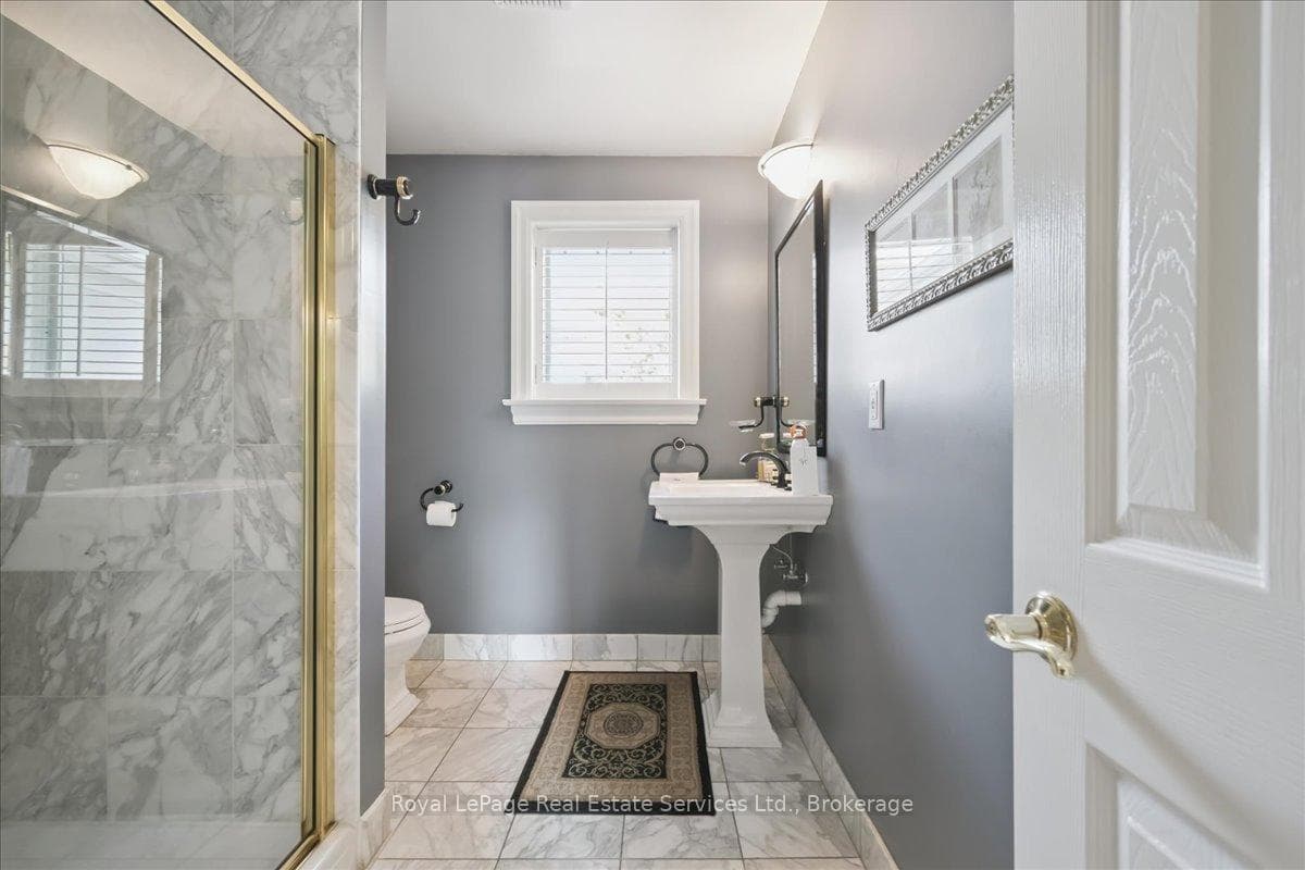 281 Pinehurst Drive - Detached photo 27 of 50 in Oakville, Ontario