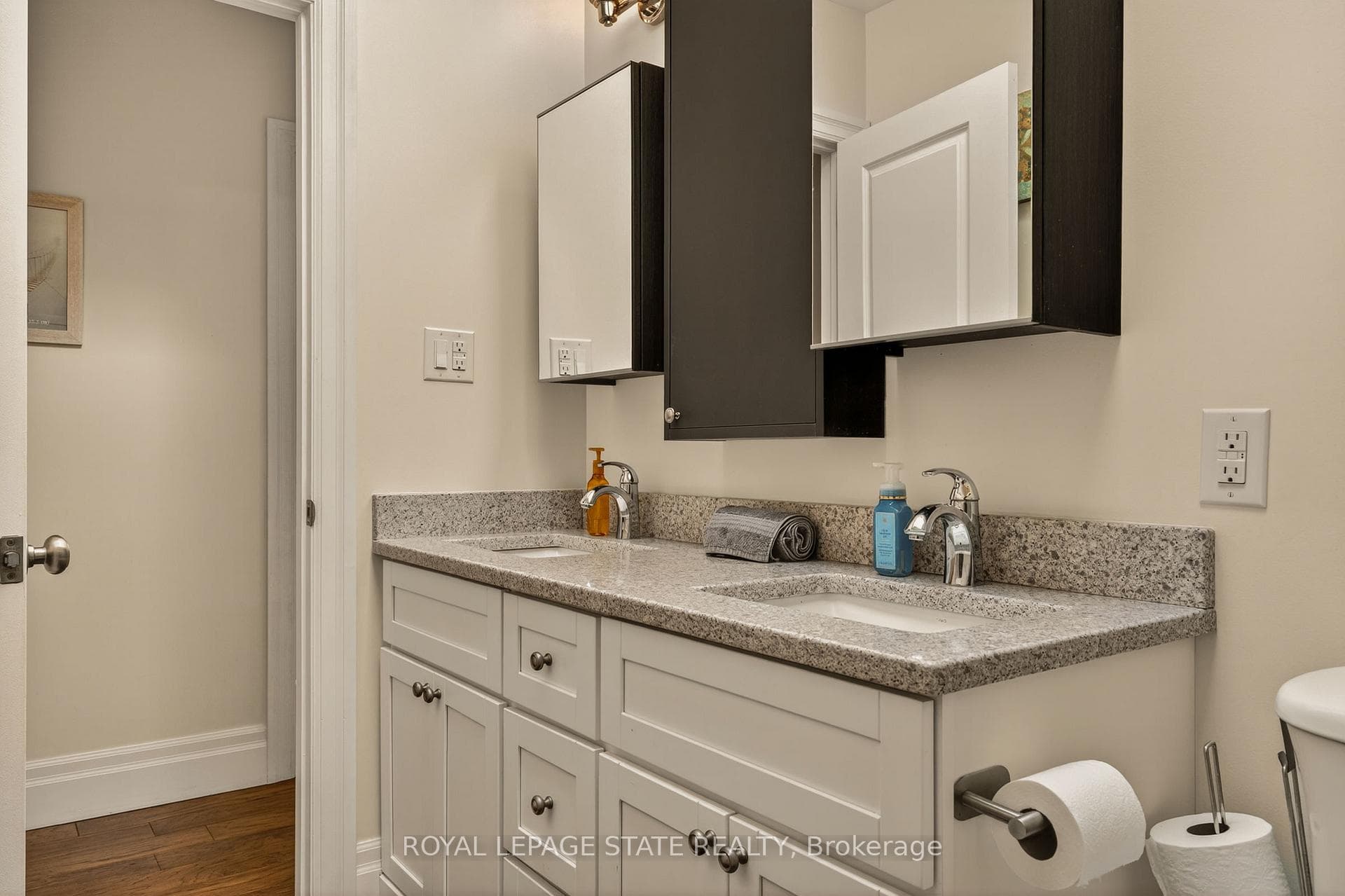 1396 Niels Avenue - Detached photo 26 of 50 in Burlington, Ontario