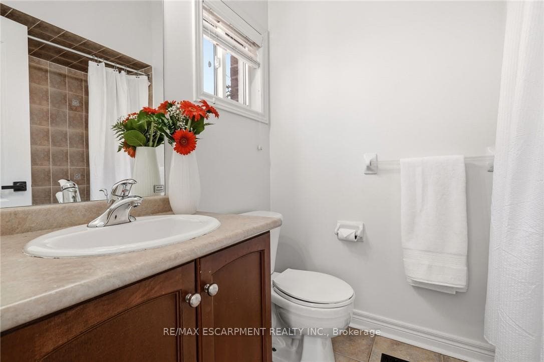 2091 Willhaven Trail - Detached photo 22 of 31 in Oakville, Ontario