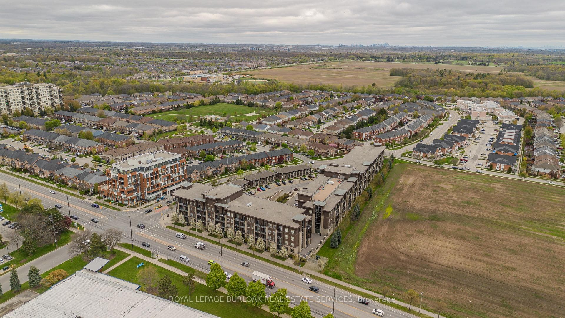 5010 Corporate Drive Unit 307 - Condo photo 29 of 30 in Burlington, Ontario