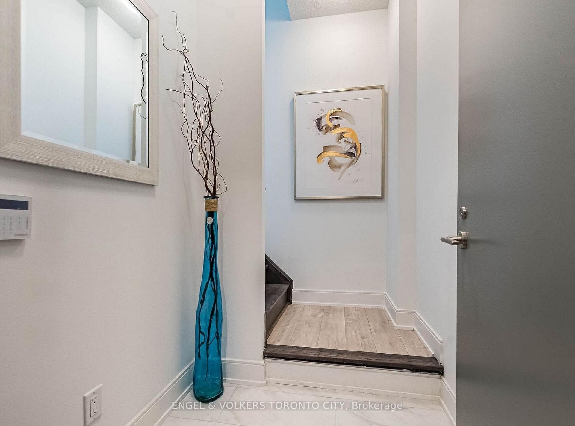 70 Annie Craig Drive Unit TH104 - Condo photo 8 of 22 in Liberty Village / Parkdale / South Parkdale, Ontario
