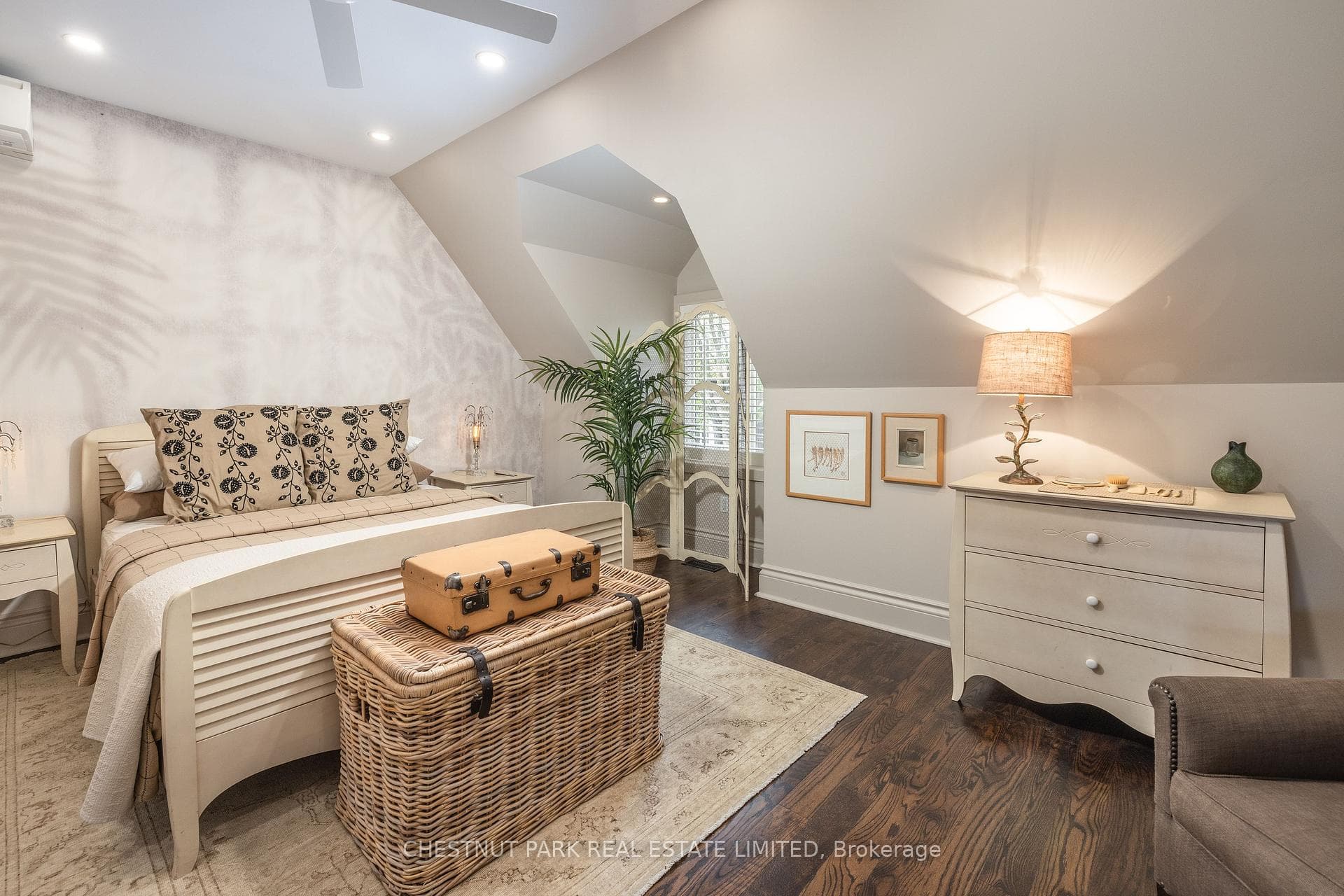 41 Chicora Avenue - Semi-Detached photo 24 of 40 in Annex / Yorkville / Summerhill, Ontario