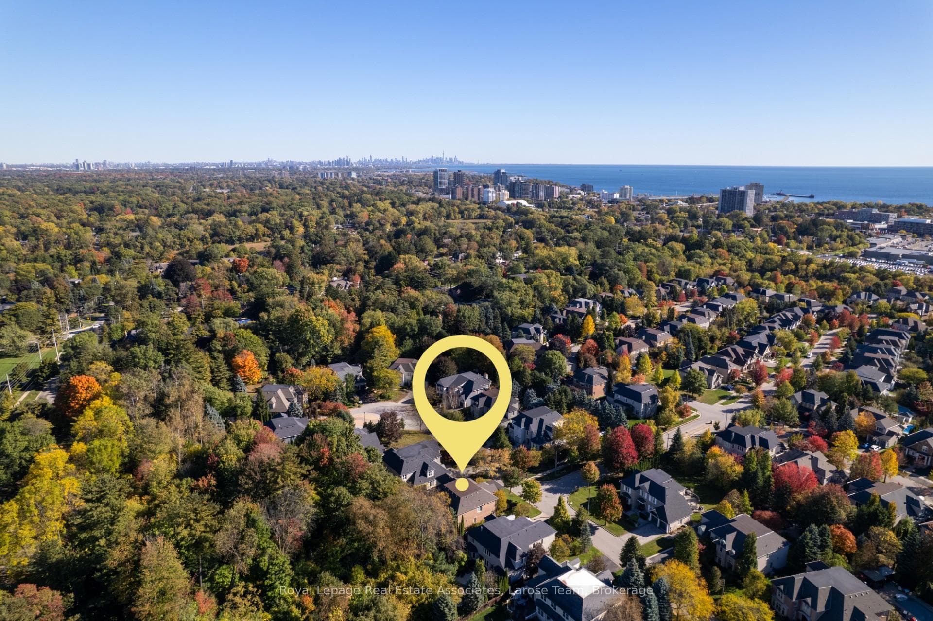 562 Gladwyne Court - Detached photo 47 of 47 in Mississauga, Ontario
