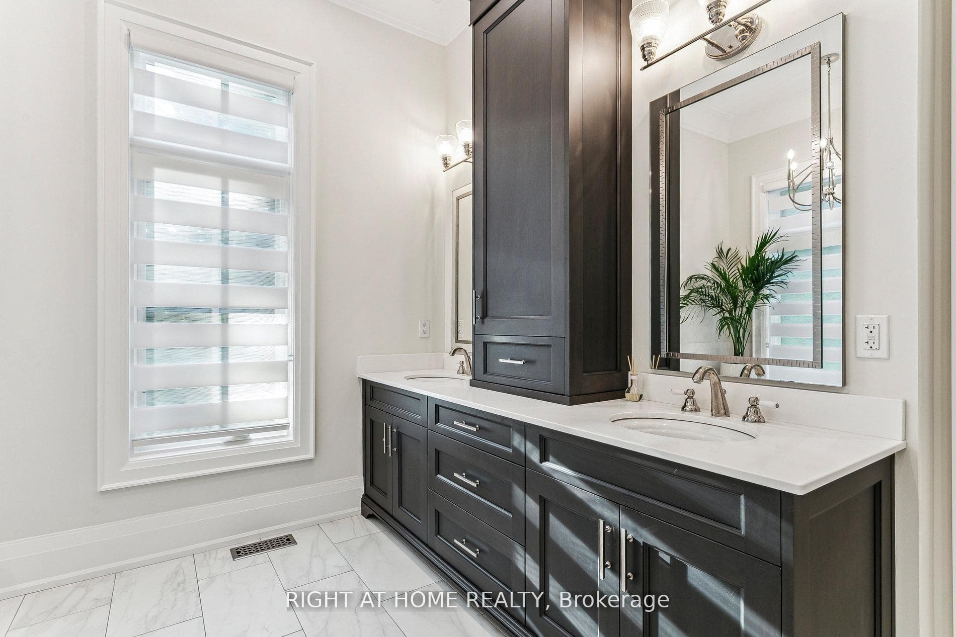 2606 Harvestmoon Lane - Detached photo 26 of 50 in Burlington, Ontario