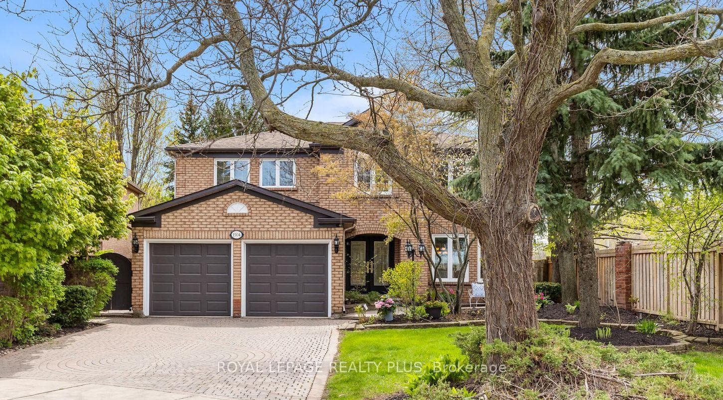 1504 Tanner Court - Detached photo 2 of 50 in Oakville, Ontario
