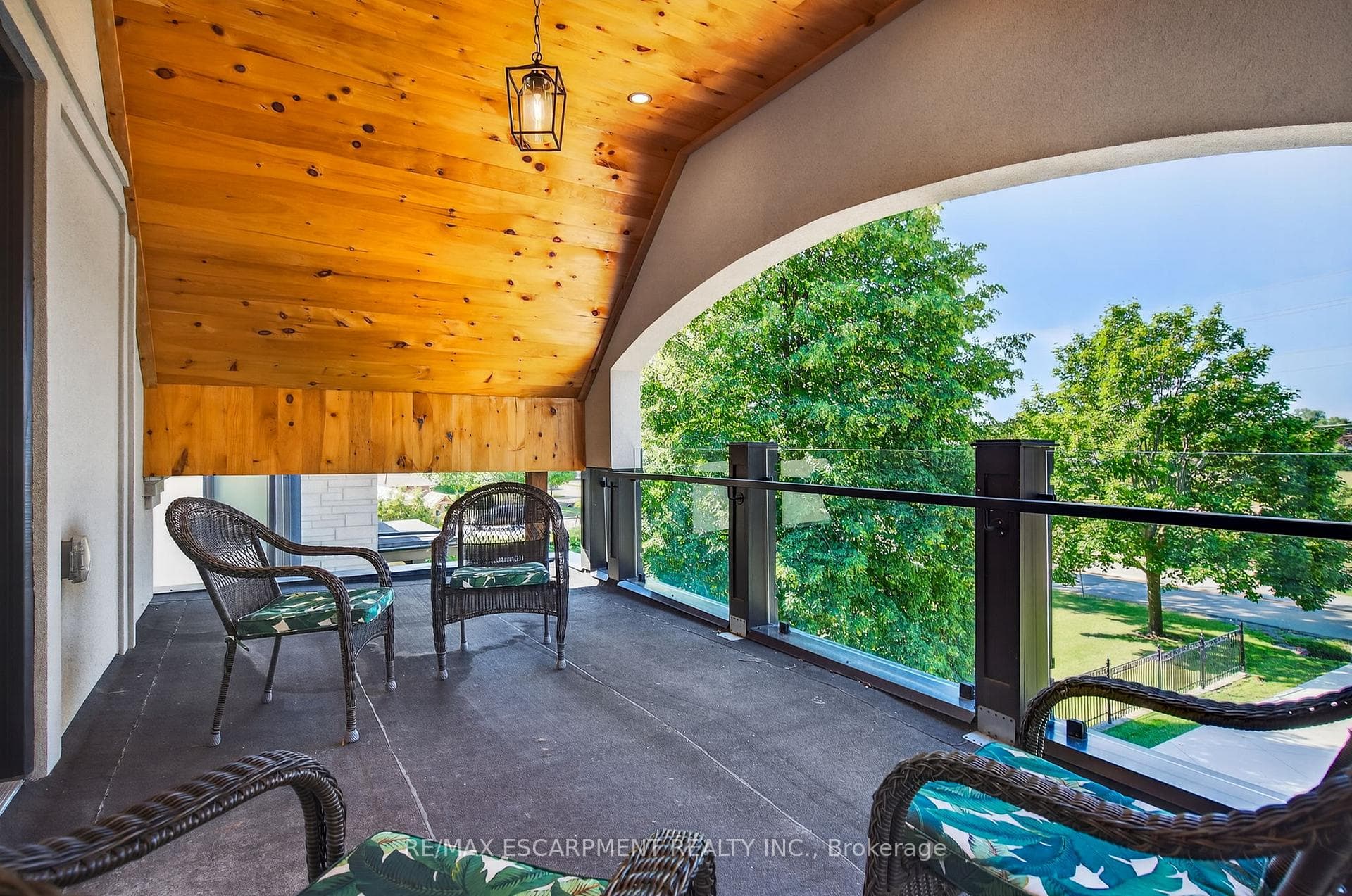 221 Morden Road - Detached photo 28 of 50 in Oakville, Ontario