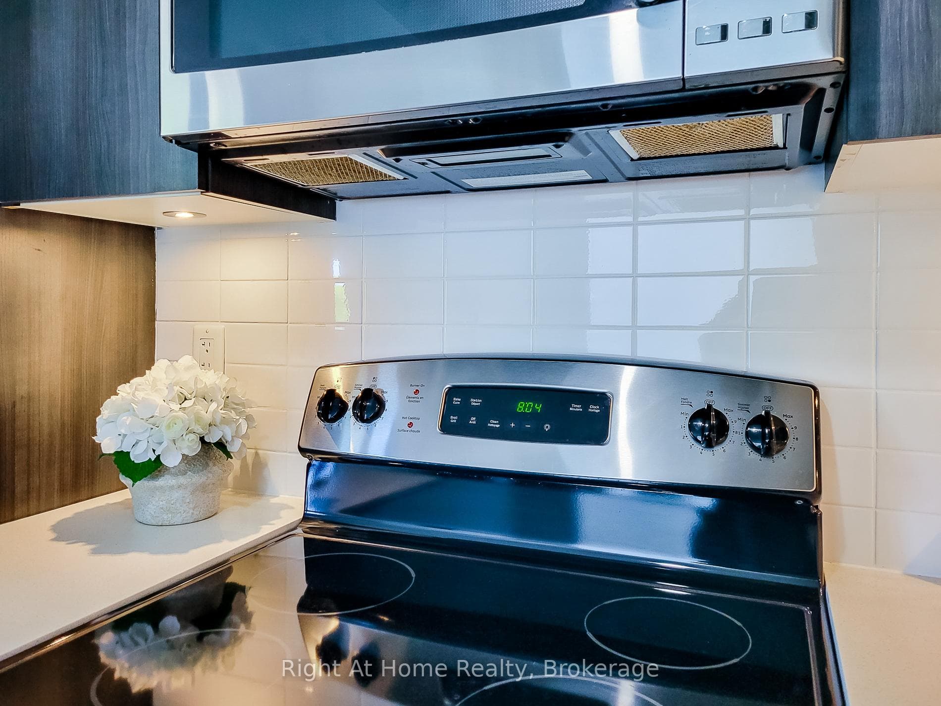 1284 Guelph Line Unit 318 - Condo photo 18 of 38 in Burlington, Ontario