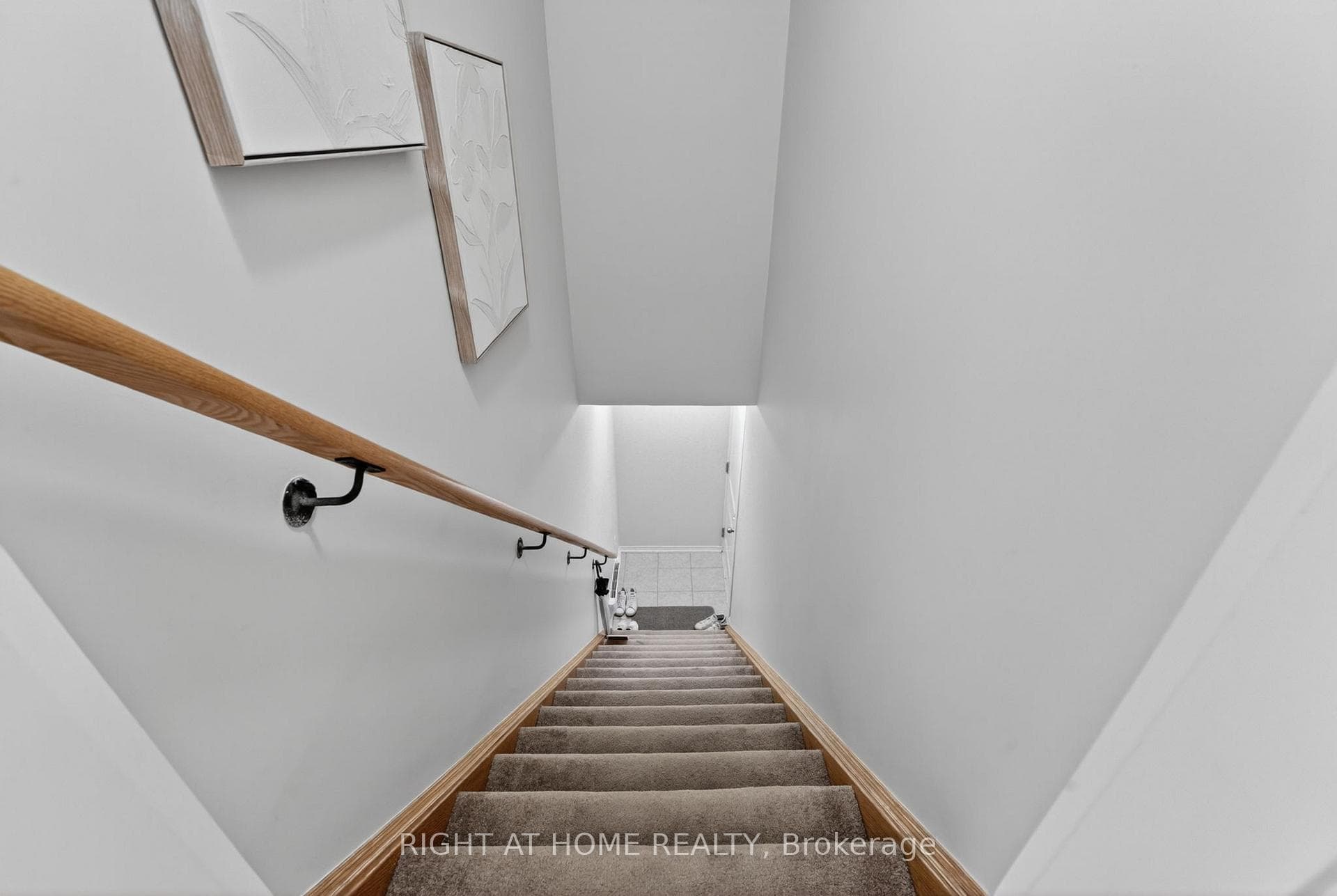2480 Post Road Unit 26 - Condo photo 7 of 38 in Oakville, Ontario