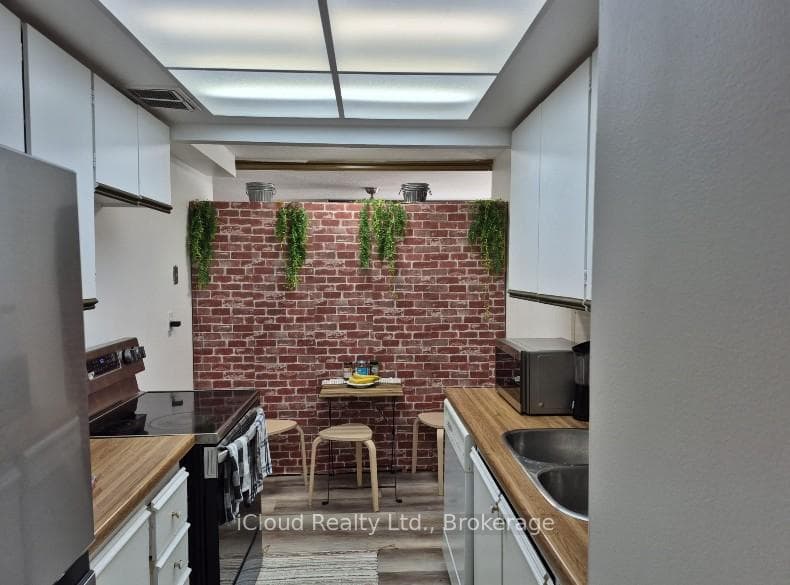 3100 Kirwin Avenue Unit 306 - Condo photo 16 of 25 in Mississauga, Ontario