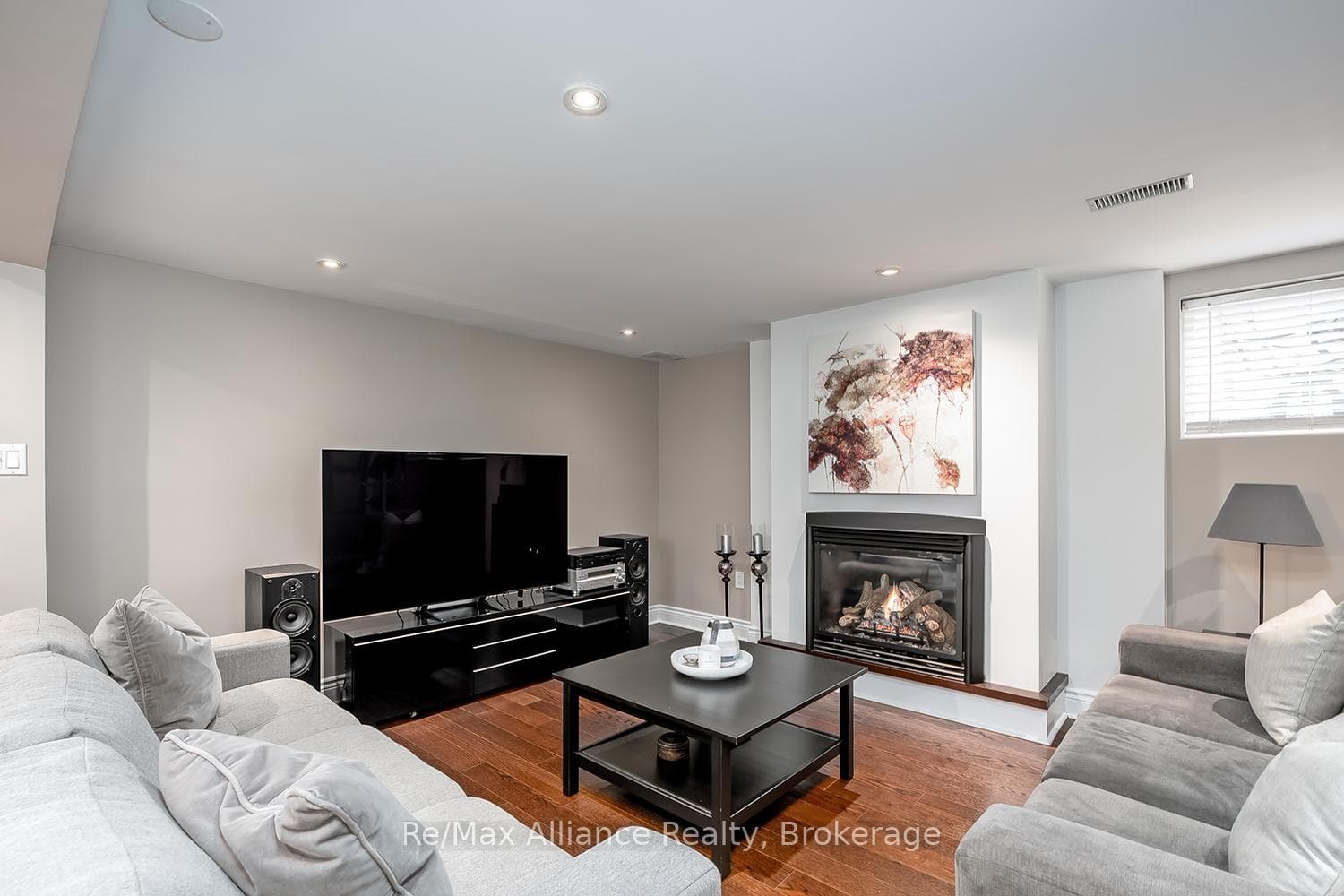 183 Westminster Drive - Detached photo 28 of 44 in Oakville, Ontario