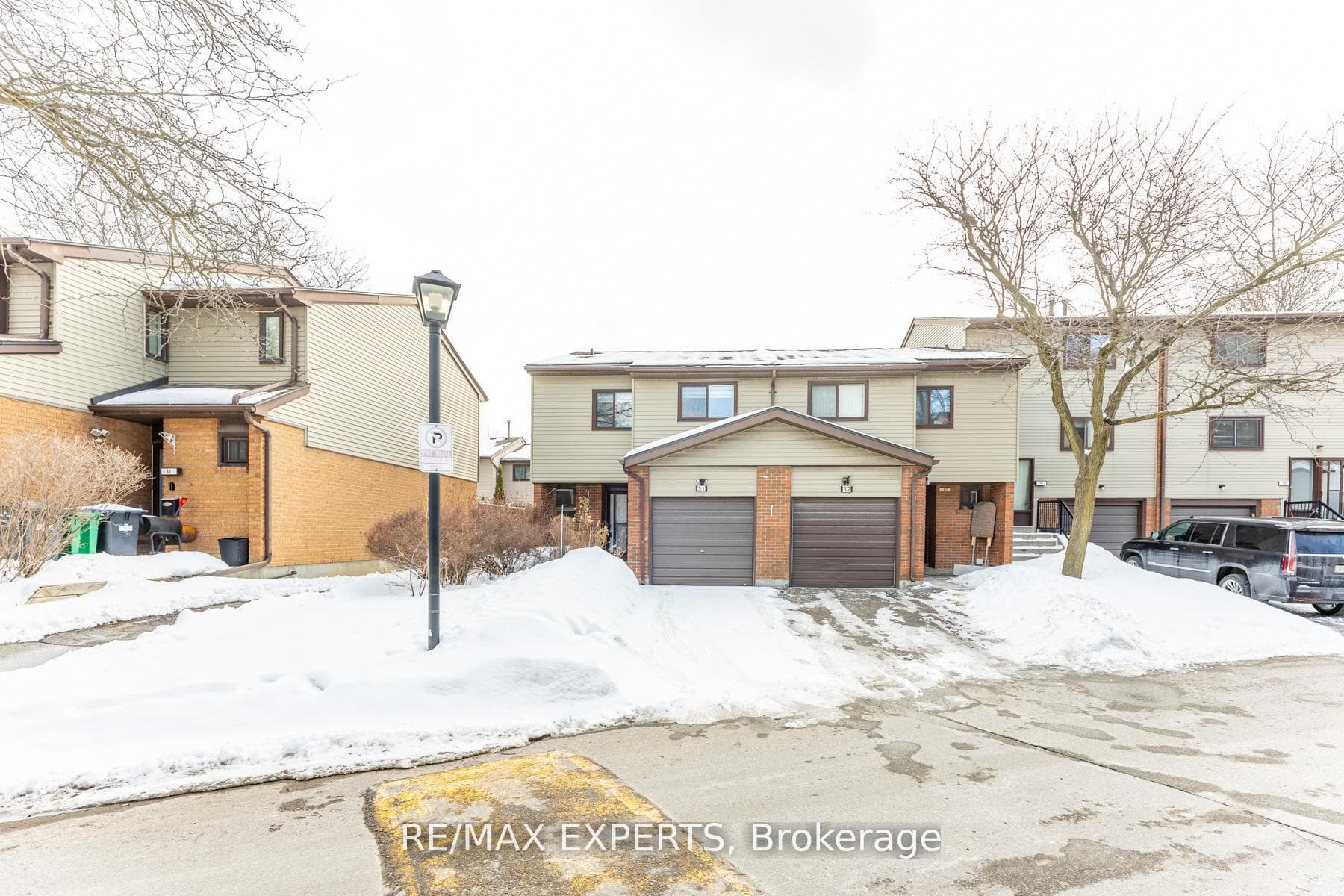 31 Carleton Place - Condo photo 1 of 23 in Brampton, Ontario