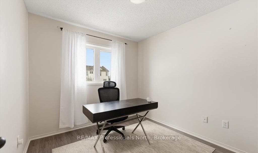 98 Roxton Road - Semi-Detached photo 20 of 28 in Oakville, Ontario