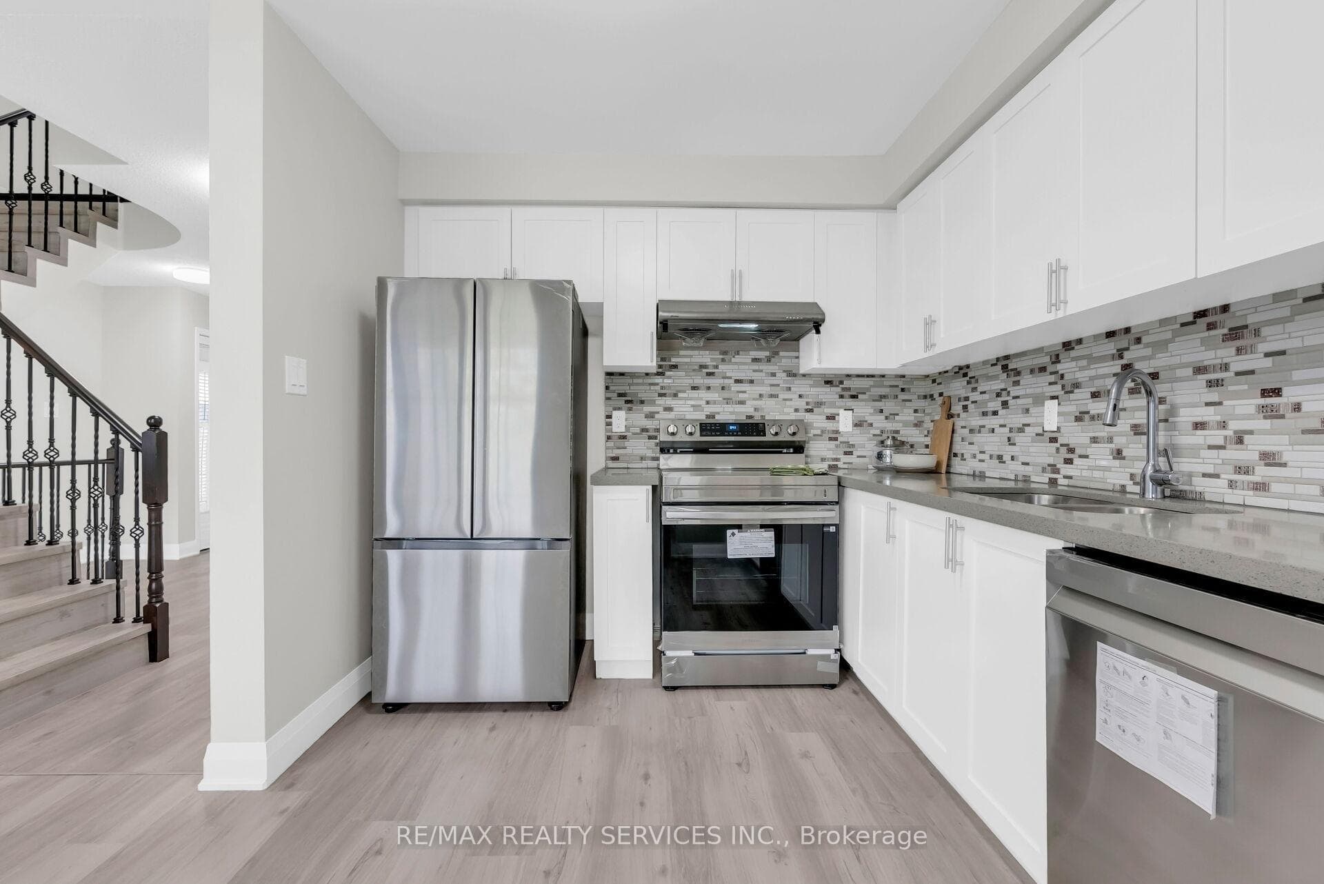 5110 Fairview Street Unit 28 - Detached photo 2 of 28 in Burlington, Ontario