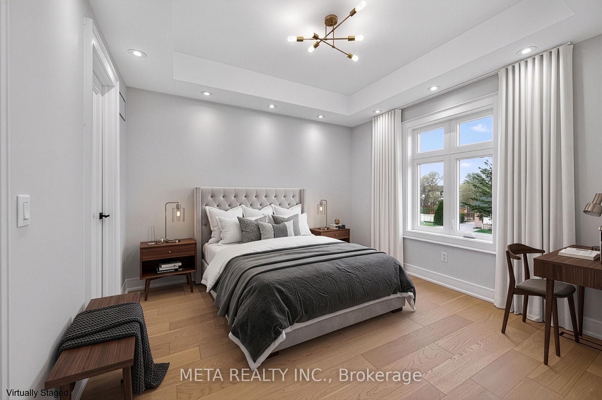 1035 Pinegrove Road - Detached photo 14 of 27 in Oakville, Ontario