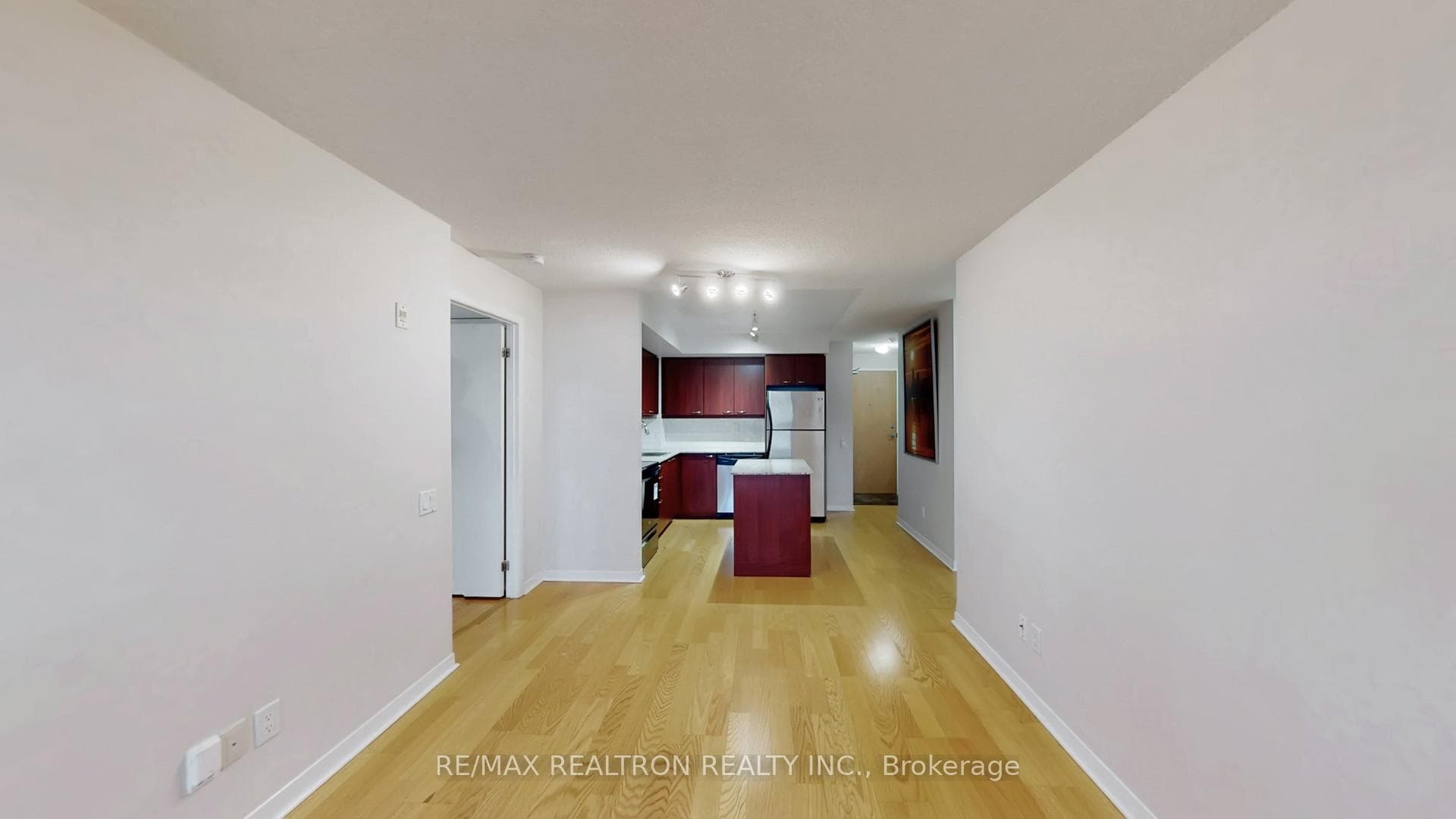 1050 The Queensway Avenue Unit 217 - Condo photo 17 of 41 in Etobicoke (Islington / Rexdale), Ontario
