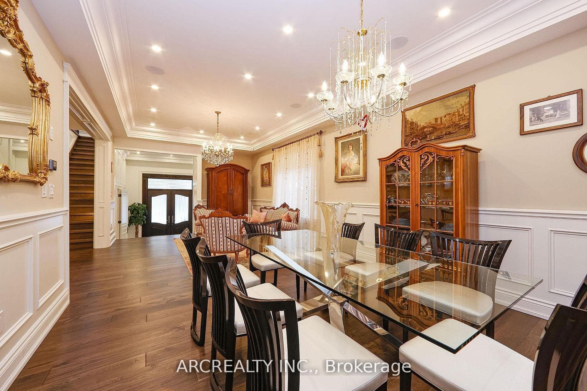 188 Alfred Avenue - Detached photo 8 of 49 in Willowdale / Newtonbrook, Ontario