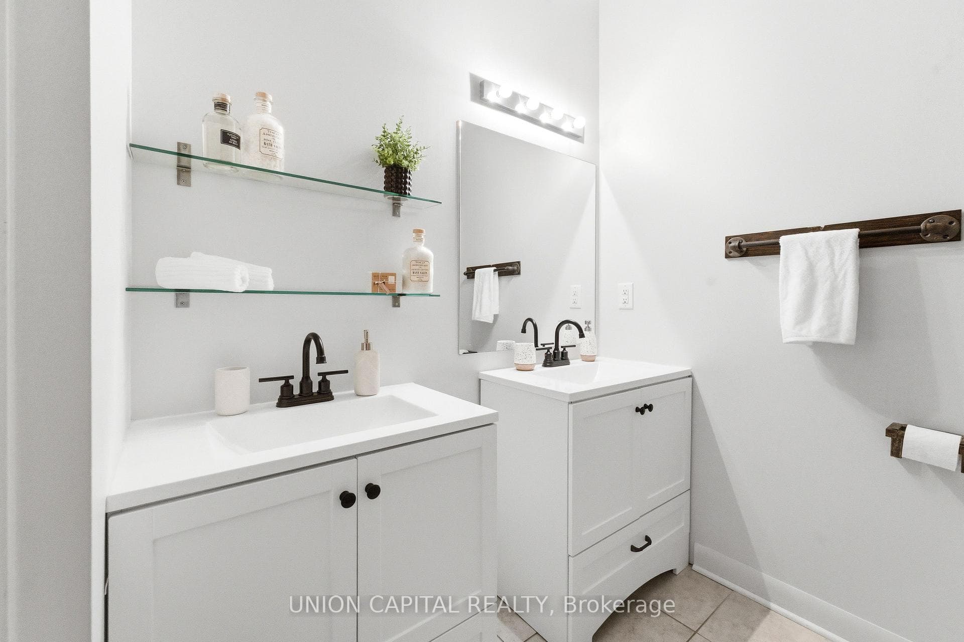 525 Wilson Avenue Unit 147 - Condo photo 22 of 37 in North York (Bathurst Manor / Clanton Park), Ontario