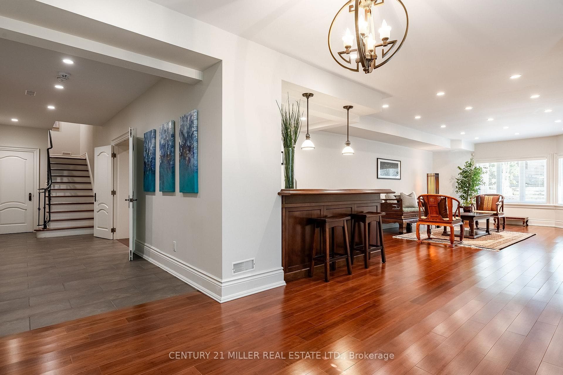 2096 Lakeshore Road - Detached photo 34 of 48 in Oakville, Ontario