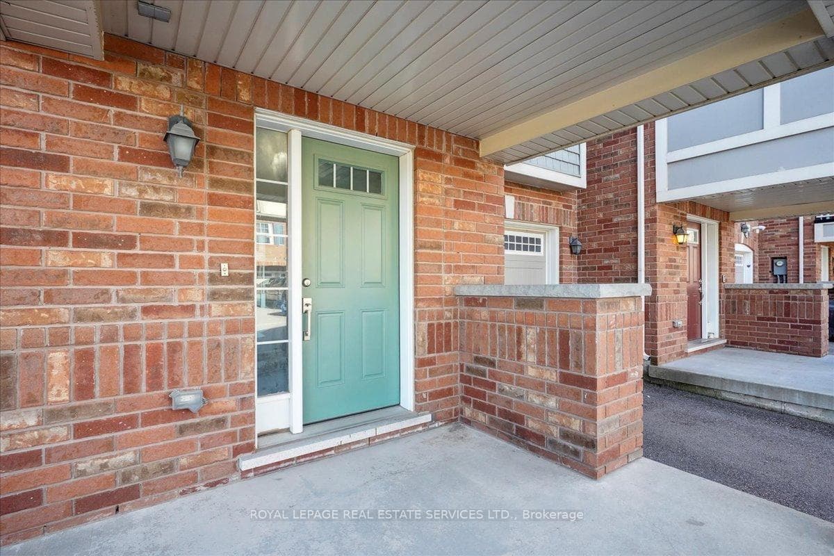 222 Septimus Heights - Townhouse photo 4 of 30 in Milton, Ontario