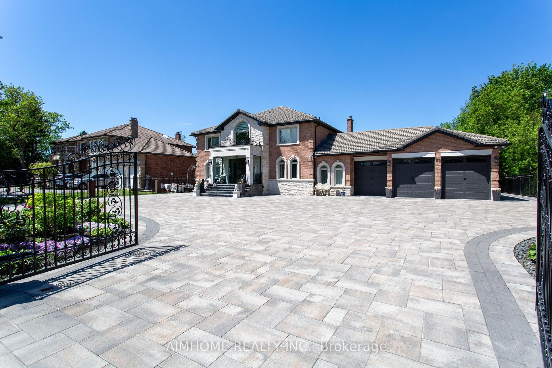 42 Lee Avenue - home for sale in Markham, Ontario