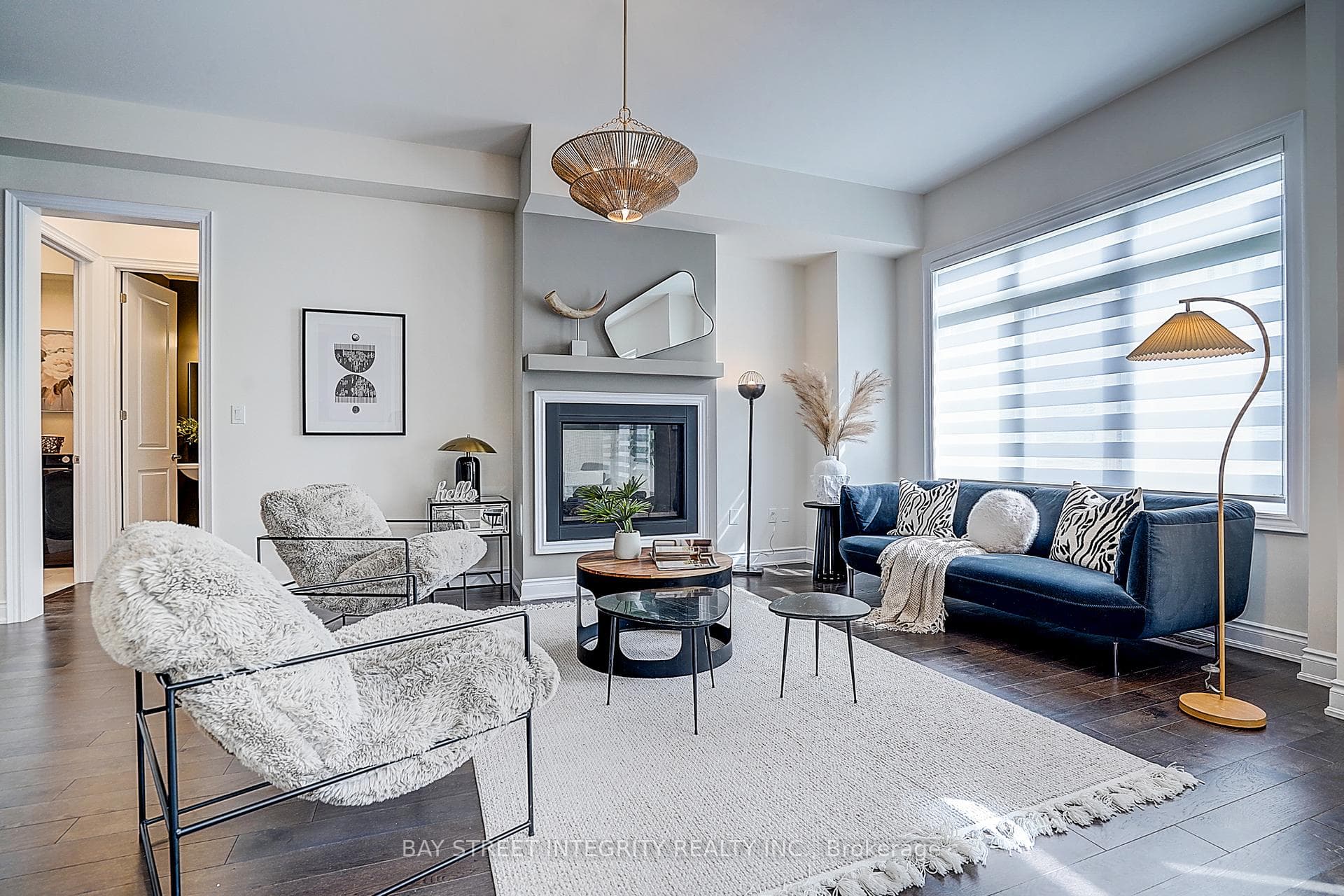 38 Settlers Road - Detached photo 15 of 50 in Oakville, Ontario