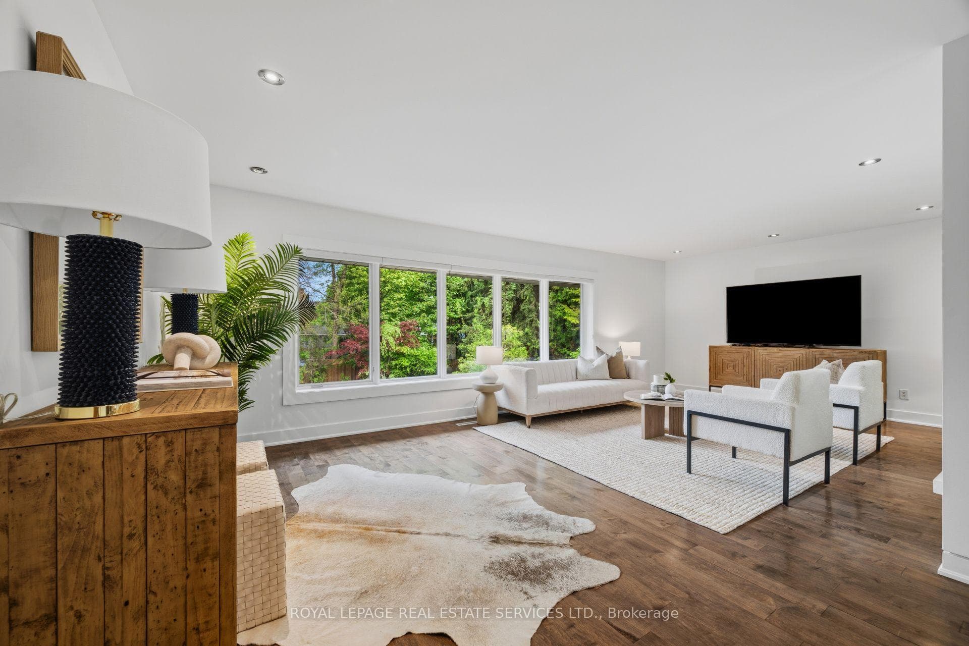 27 Princess Anne Crescent - Detached photo 10 of 41 in Etobicoke (Islington / Rexdale), Ontario