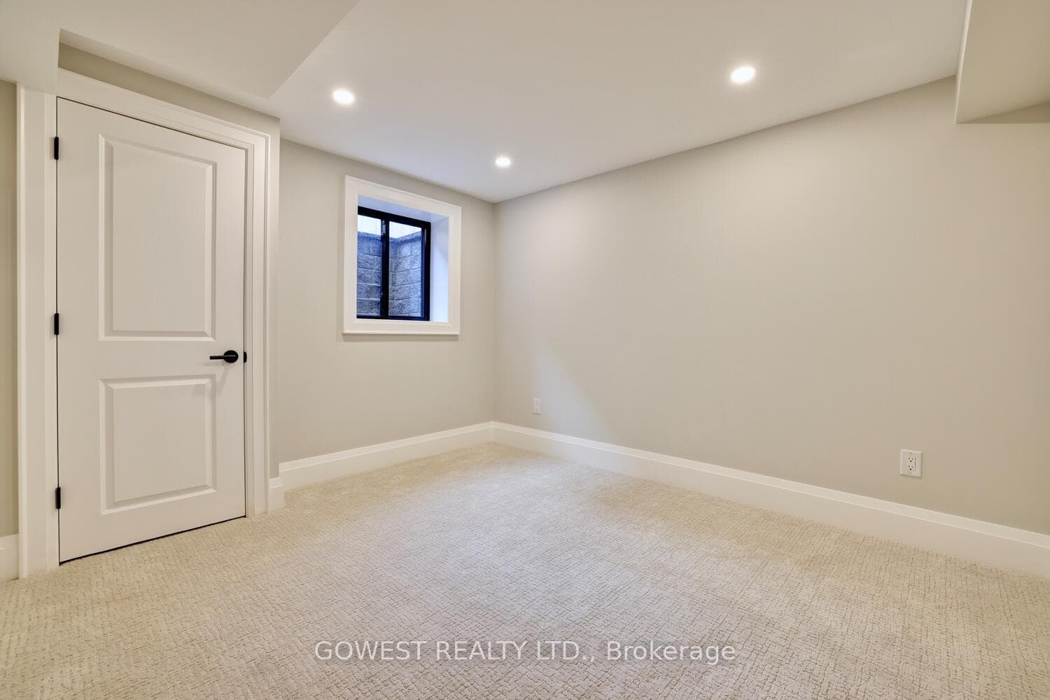 981 Valdese Drive - Detached photo 45 of 50 in Mississauga, Ontario