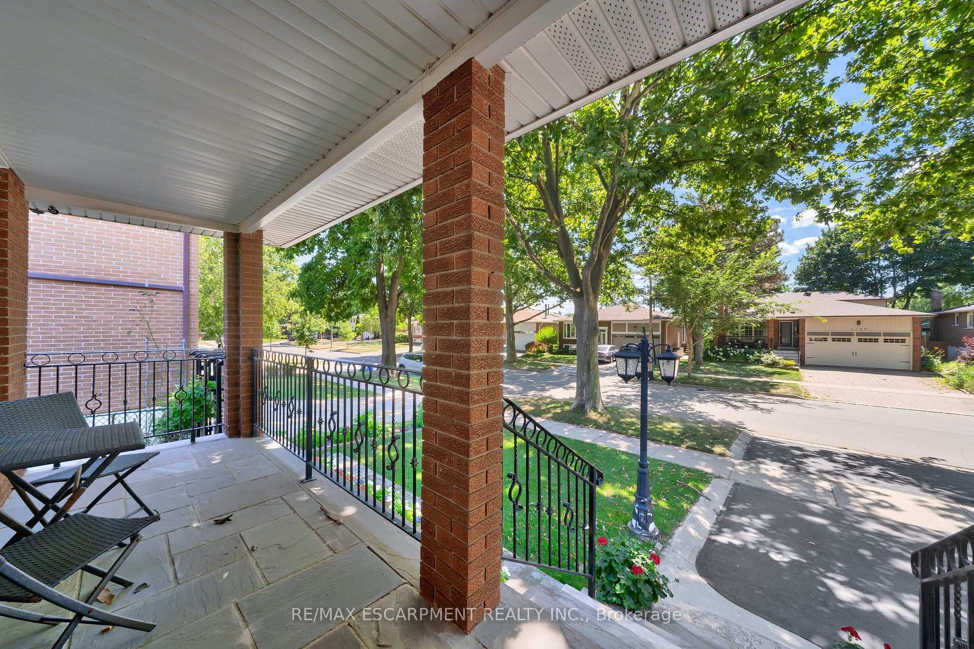 1149 Dowland Crescent - Detached photo 5 of 50 in Burlington, Ontario