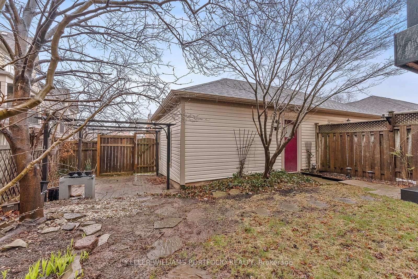 118 Gatwick Drive - Semi-Detached photo 48 of 50 in Oakville, Ontario