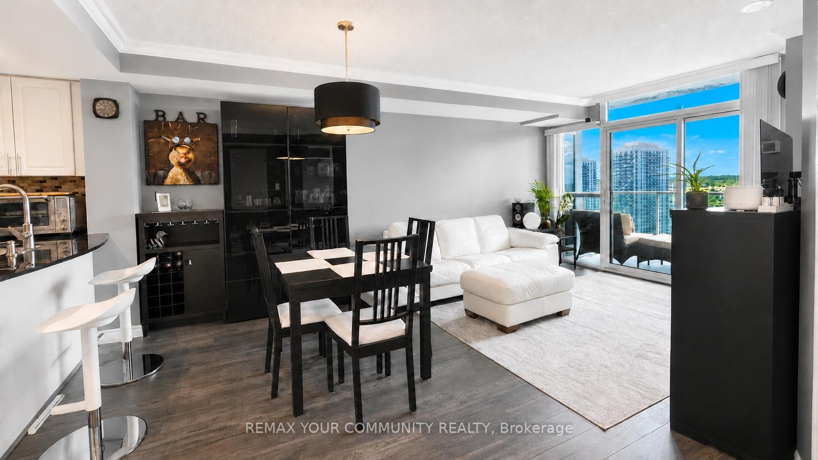 9 George Street Unit 2413 - Condo photo 10 of 34 in Brampton, Ontario