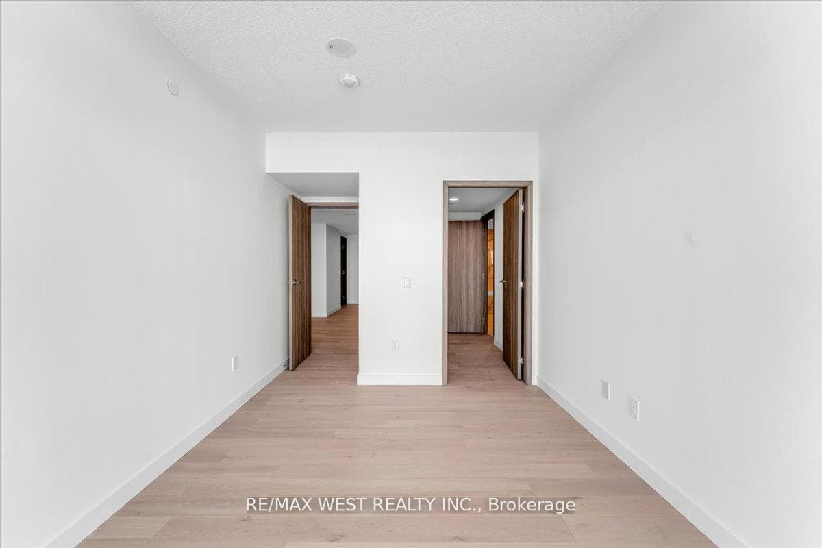1 Concord Cityplace Way Unit 5709 - Condo photo 38 of 44 in Downtown Toronto / Waterfront, Ontario