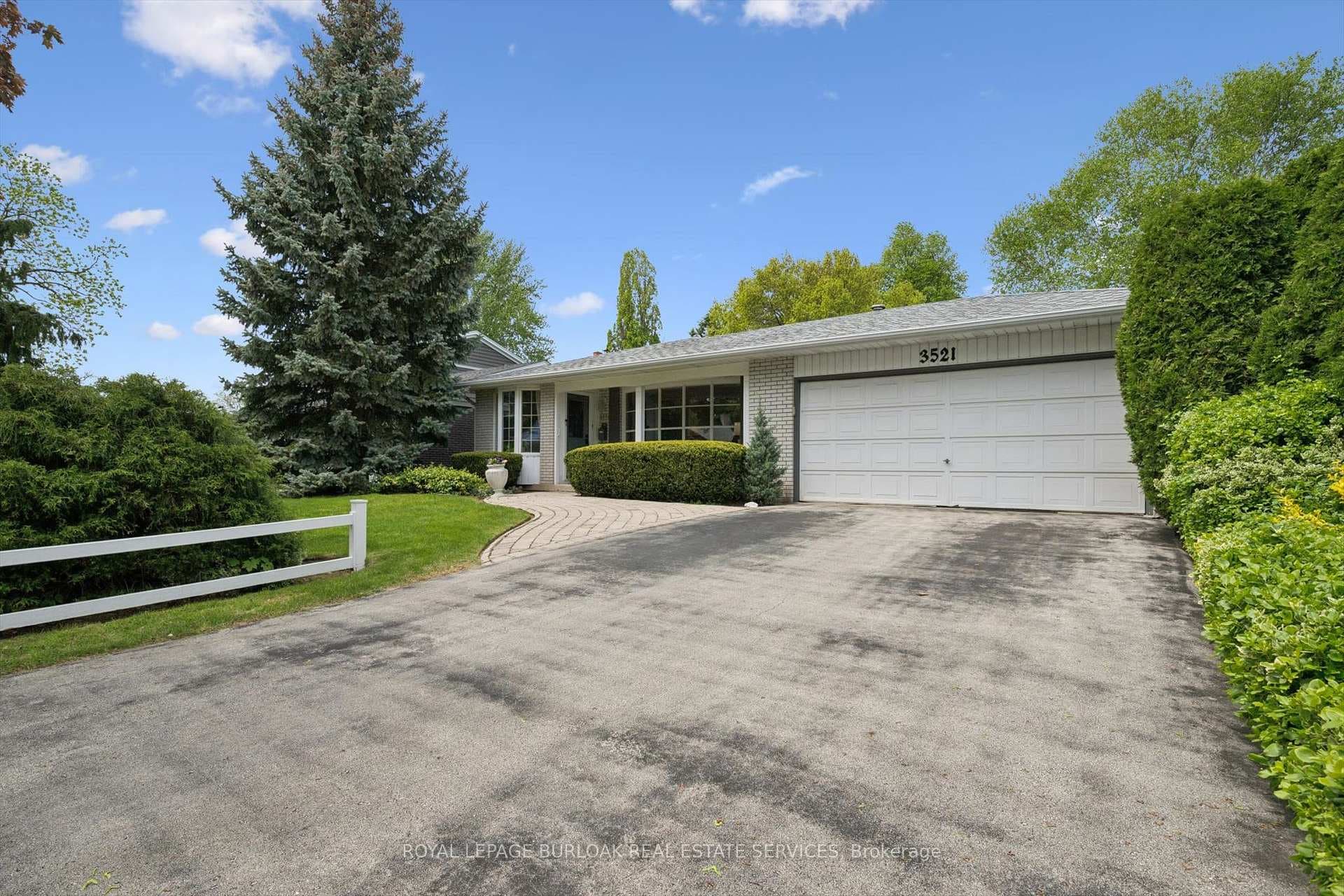 3521 Regal Road - Detached photo 3 of 40 in Burlington, Ontario