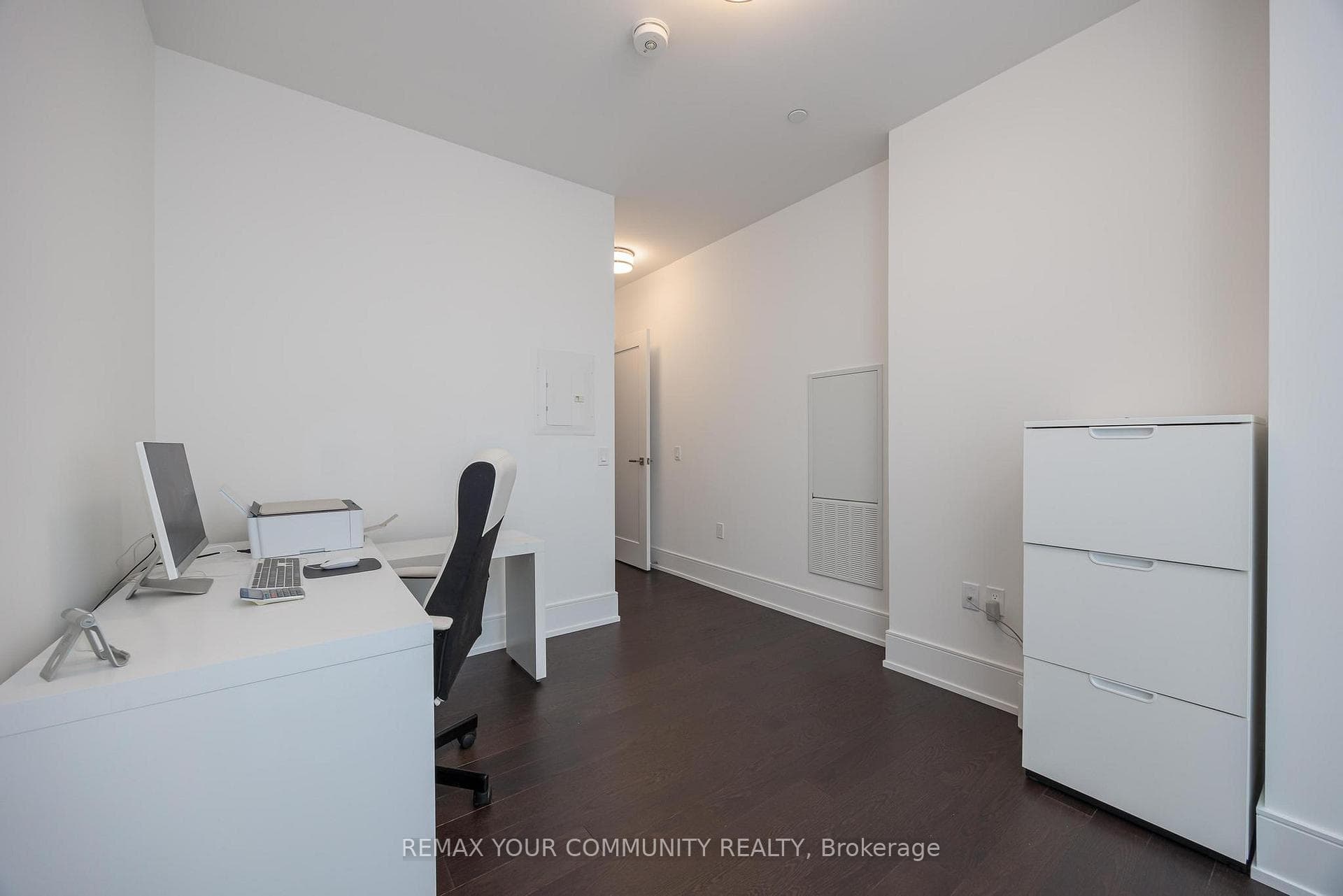 10 Inn On The Park Drive Unit 110 - Condo photo 21 of 38 in Don Mills / Parkwoods / Victoria Village, Ontario