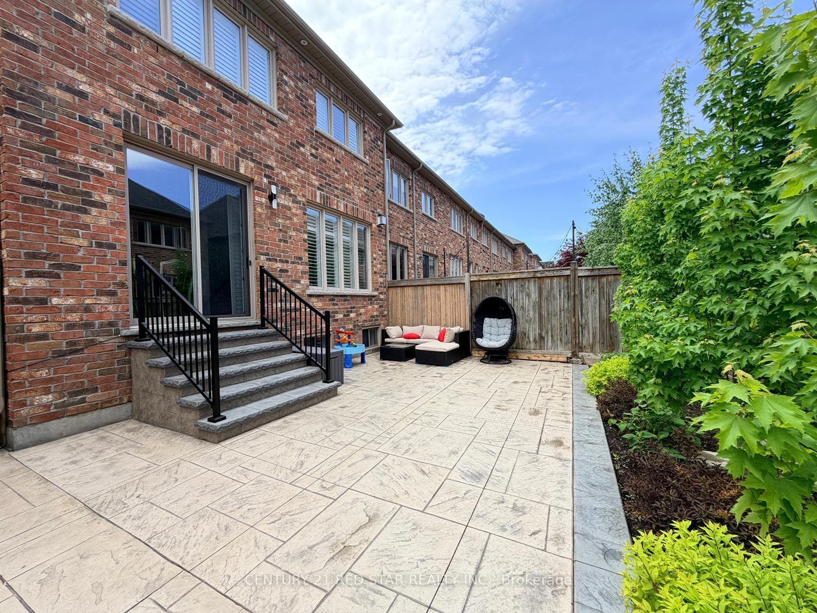 2416 Village Common - Townhouse photo 48 of 50 in Oakville, Ontario